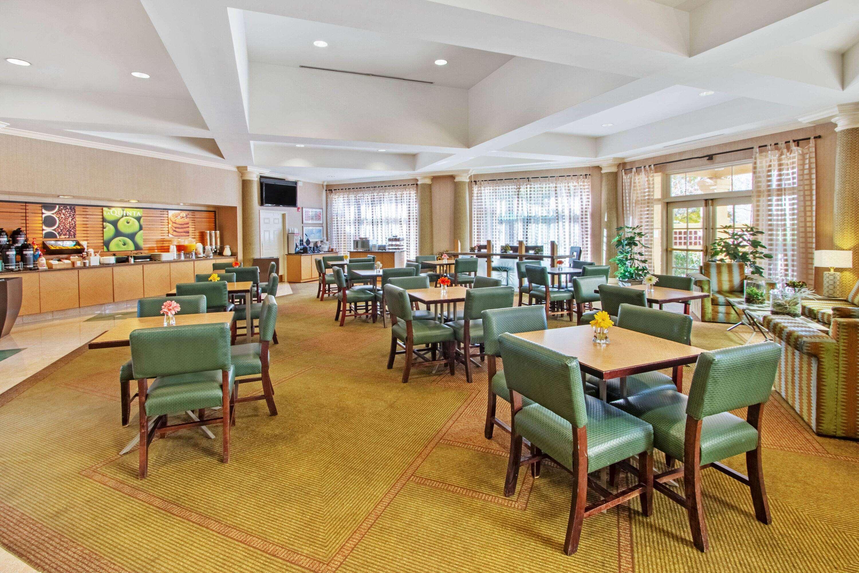 La Quinta By Wyndham Albuquerque West Hotel Екстериор снимка