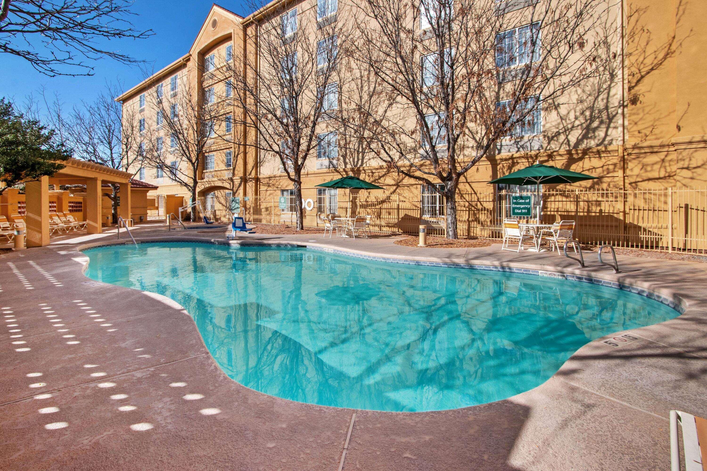 La Quinta By Wyndham Albuquerque West Hotel Екстериор снимка